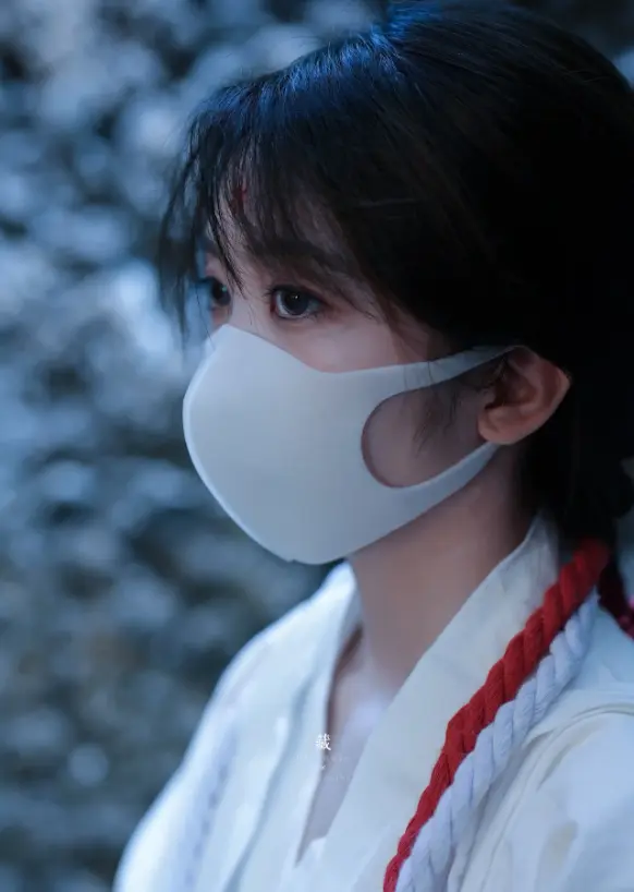《玩偶姐姐》相关资源图片