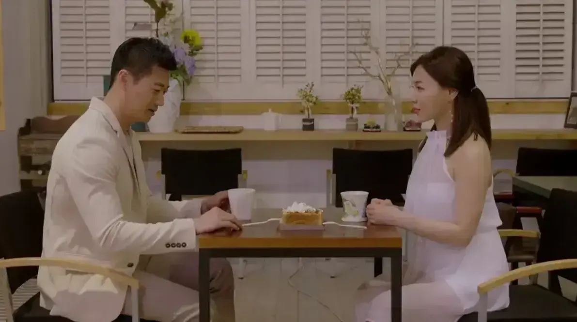 《邻居家妻子》韩国电影未删减1080P韩语中字-我邻居的老婆高清完整版-百度网盘夸克迅雷下载-《邻居家妻子》在线观看无广告