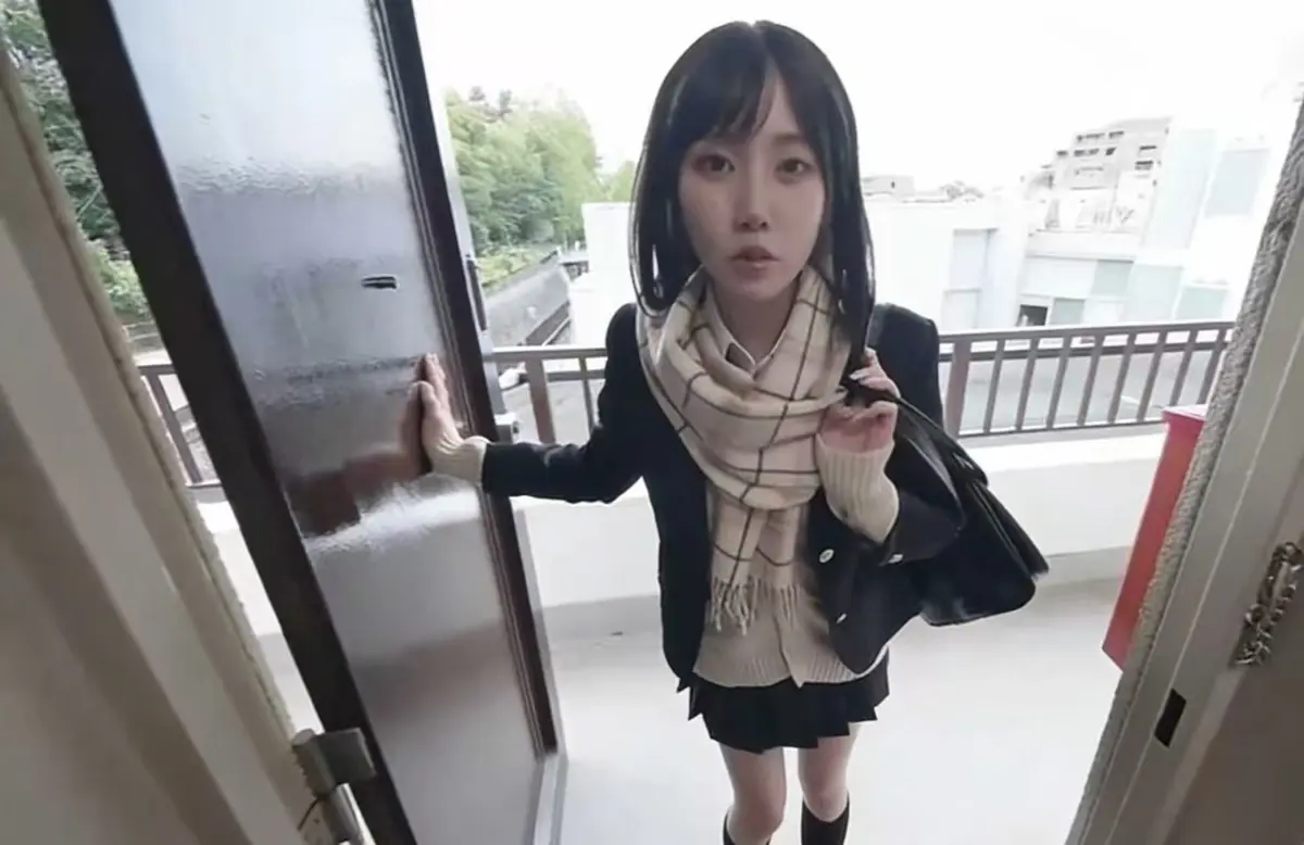 泡在我家的辣妹-真人版全集免费观看-《泡在我家的辣妹》真人版无删减高清中字-1080P超清画质在线播放无延迟